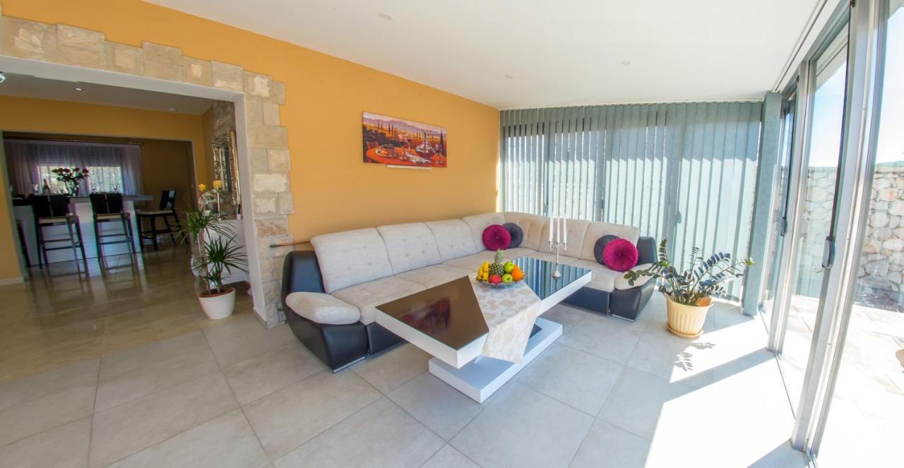 Villa Plavota Ljubuški Buitenkant foto