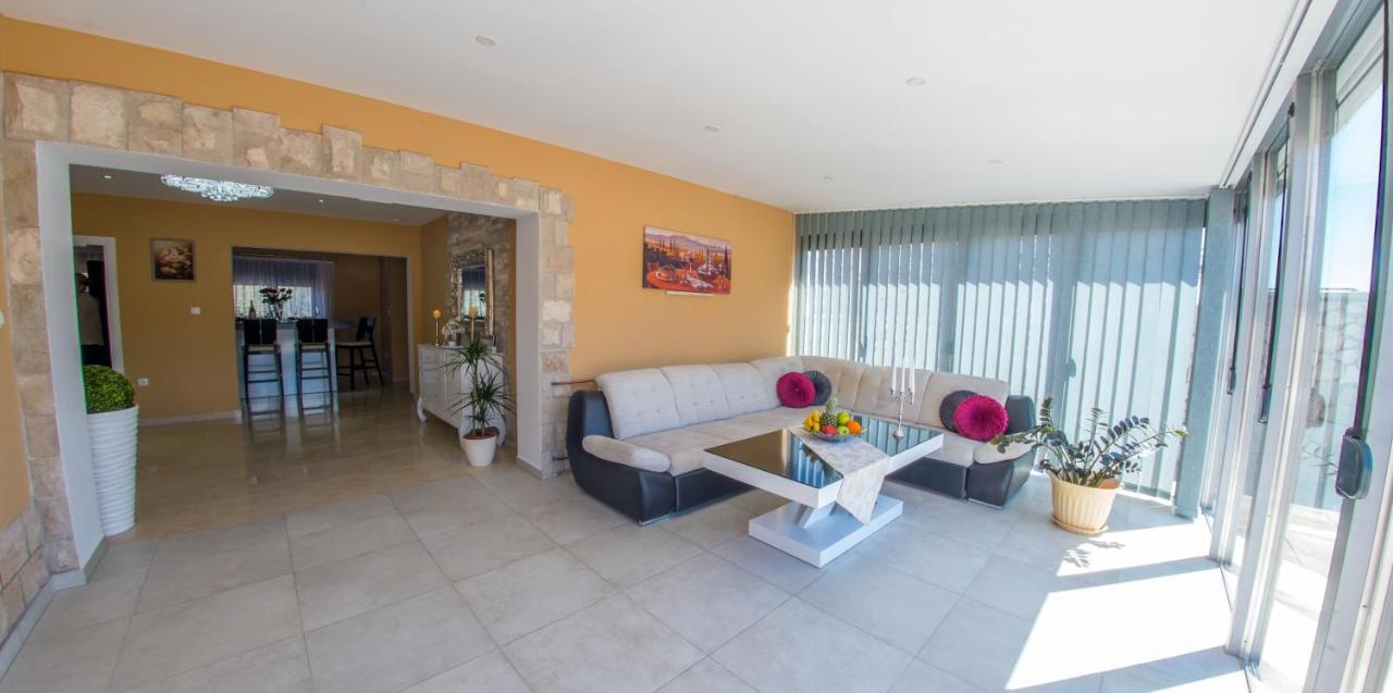 Villa Plavota Ljubuški Buitenkant foto